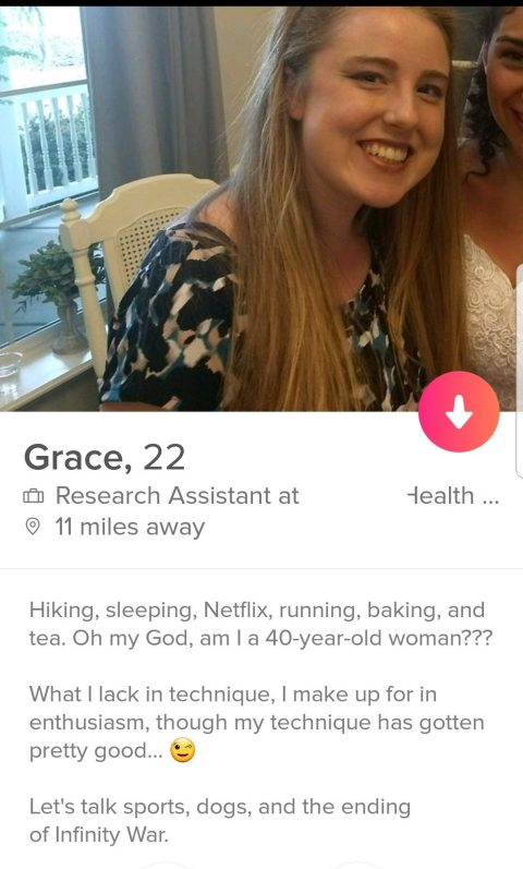 Chicks' funny Tinder bios