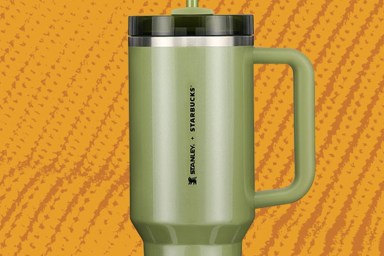 Starbucks Stanley Cups Where to Buy Fall 2024 Cup Olive Green