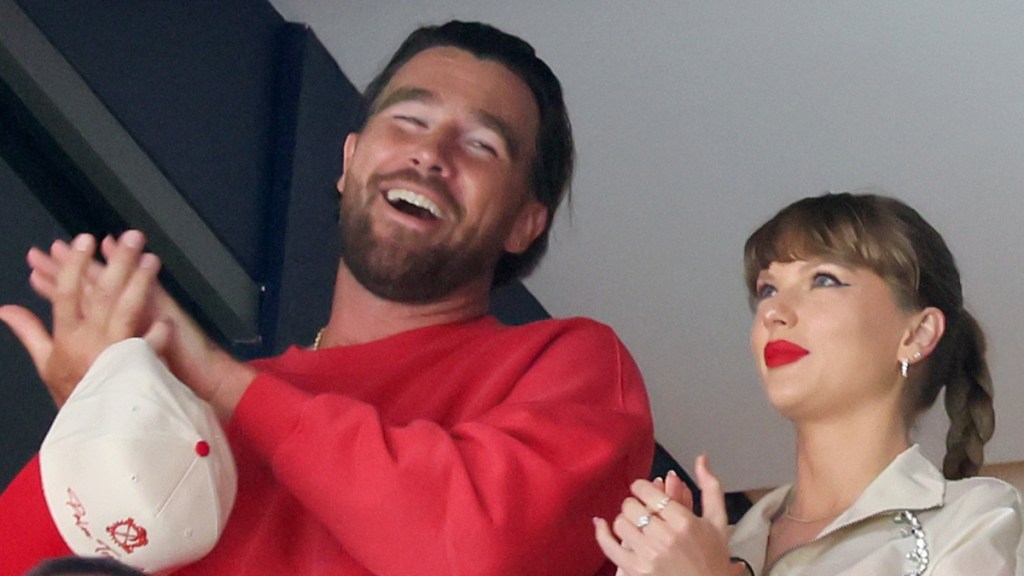 Travis Kelce Gives a Peek at His & Taylor Swift’s Date Night ‘Movie List’
