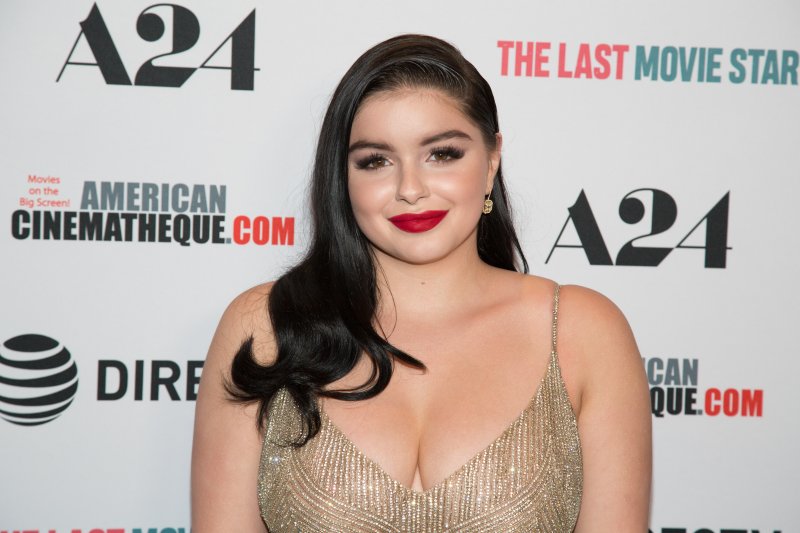 Ariel Winter Burt Reynolds The Last Movie Star #22