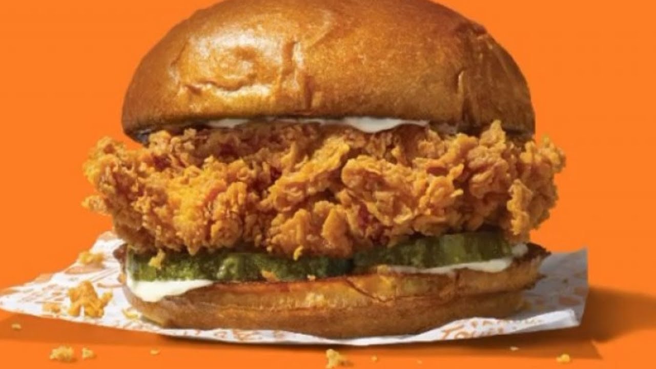 5. Popeye’s Chicken Sandwich Sparks Insanity