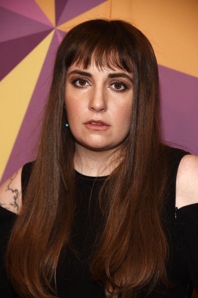 Lena Dunham Single #3